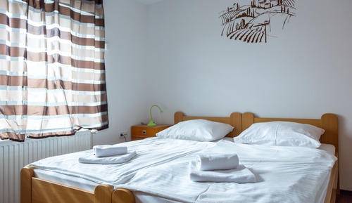 Apartment (Petra)