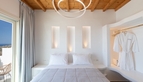Junior Suite, 1 Queen Bed with Sofa bed, Sea View