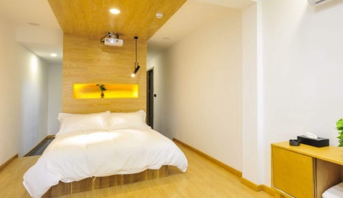 Signature Room