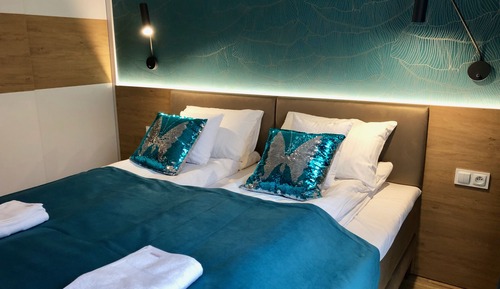 Deluxe Apartment, 1 King Bed with Sofa bed, Courtyard View