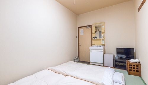 Japanese Style Twin Room with Shared Bathroom, Smoking