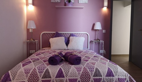 Double Room, Private Bathroom (Mystic)