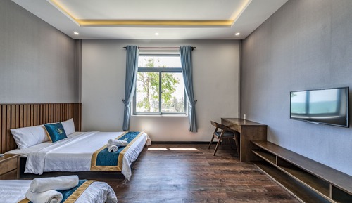 Deluxe Quadruple Room, Garden View