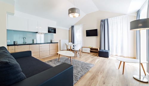Apartment (D 12)