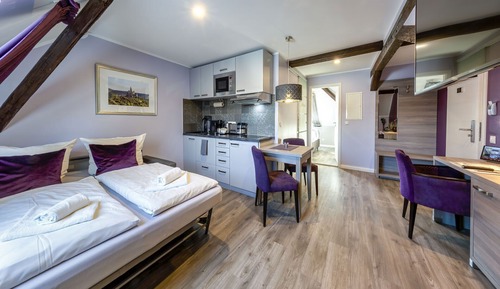 Queensize-Apartment