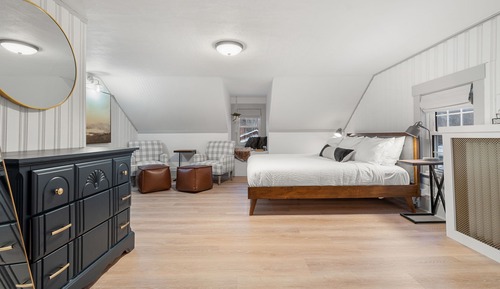 Kinsman Suite
