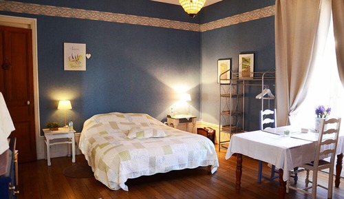 Comfort Double Room, 1 Double Bed, Bathtub, Courtyard Area (Iris)