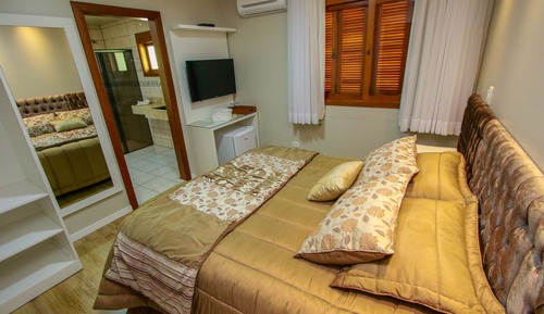 Luxury Suite, 1 Queen Bed, Non Smoking