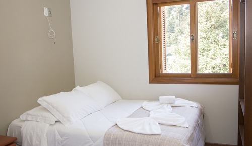 Family Apartment, Multiple Beds, Non Smoking, Garden View