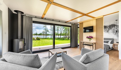 Romantic suite with fireplace