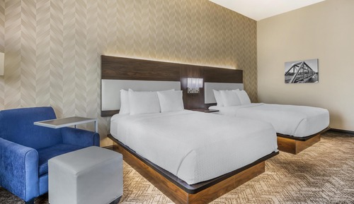 Standard Room, 2 Queen Beds, Non Smoking, Refrigerator & Microwave