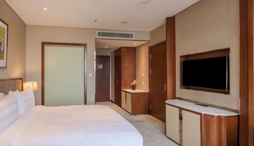 Deluxe Room, 1 King Bed, Non Smoking