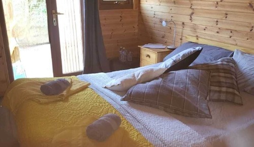 Cabin, Ensuite