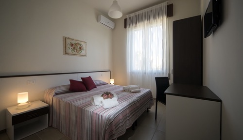 Standard Double or Twin Room, Garden View