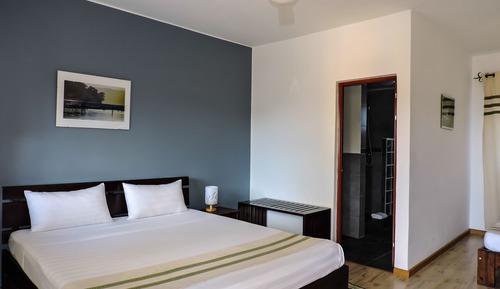 Family Room, 2 Bedrooms