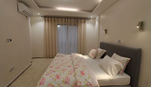 Executive Apartment, 1 King Bed, Terrace