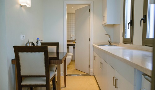 Business Suite, Kitchenette