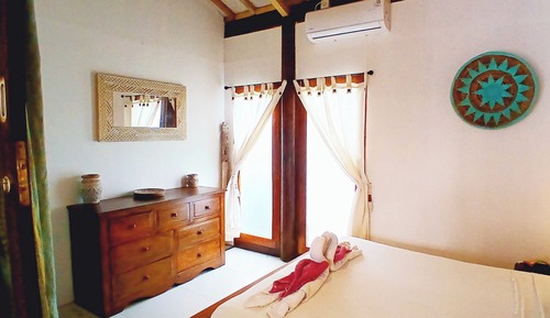 Villa Raja