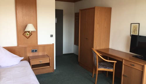 Standard Single Room