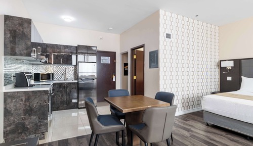 Suite, 2 Queen Beds, Non Smoking, Kitchen (Larger Room;with Sofabed)