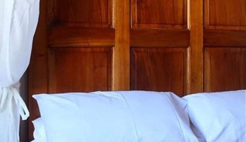 Standard Double Room, Garden View (Four Poster)