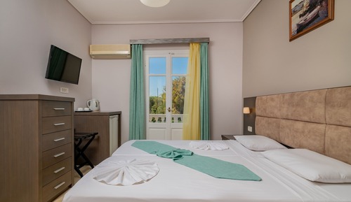 Basic Double or Twin Room