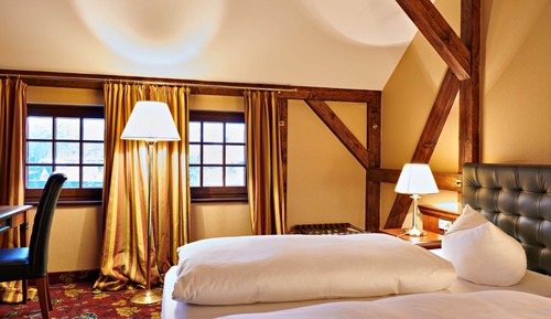 Deluxe Suite