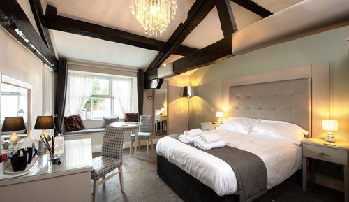 Deluxe Double Room, Ensuite (Room 6)