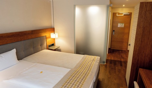 Classic Double Room, 1 Queen Bed