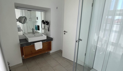 Business Single Room