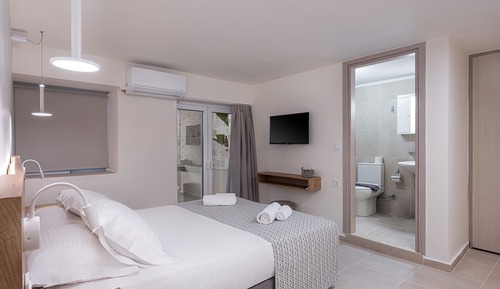 Standard Family Room