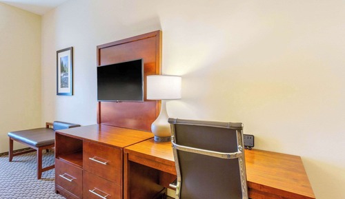 Suite, 1 King Bed with Sofa bed, Accessible, Non Smoking