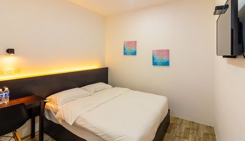 Superior Queen Room (Non Smoking)