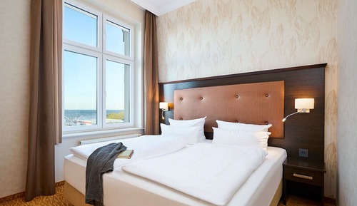 Apartment, Oceanfront / Beach Promenade