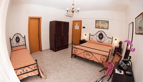 Panoramic Triple Room