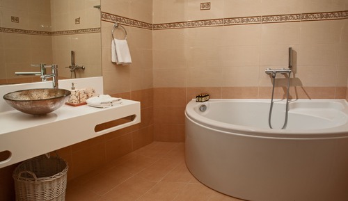 Honeymoon Room, Patio, Pool View