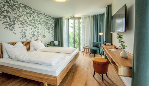 Hoernle Double Room Premium Plus