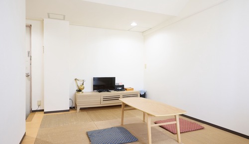 Japanese Room - Twin