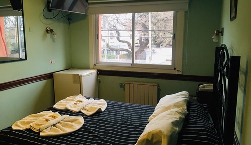 Classic Room, 1 Queen Bed, City View