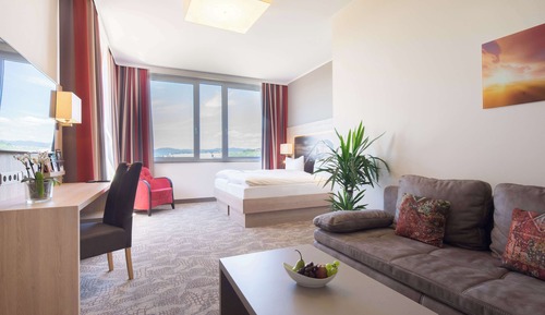 Deluxe Double Room, 1 Double Bed with Sofa bed (with Sofabed)
