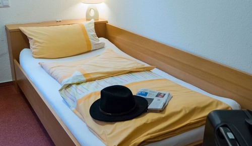 Hotel Single room
