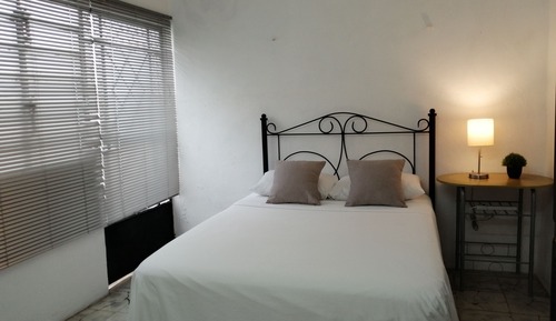 Family Apartment, 1 Queen Bed with Sofa bed, Courtyard View