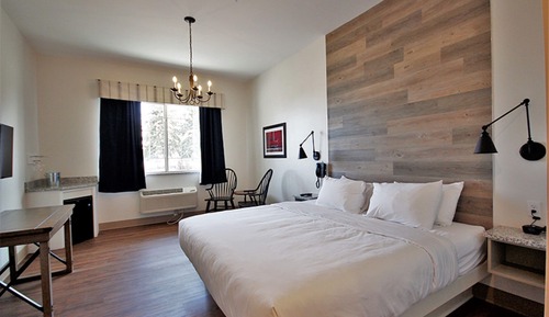Room, ADA, City View