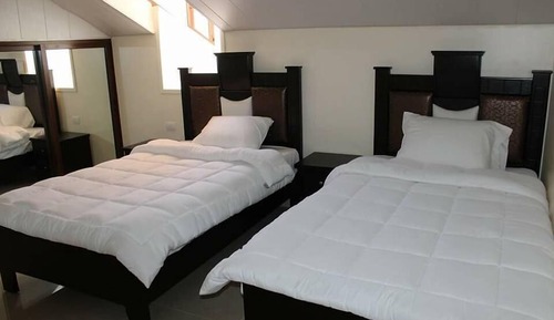 Twin Room, 2 Twin Beds
