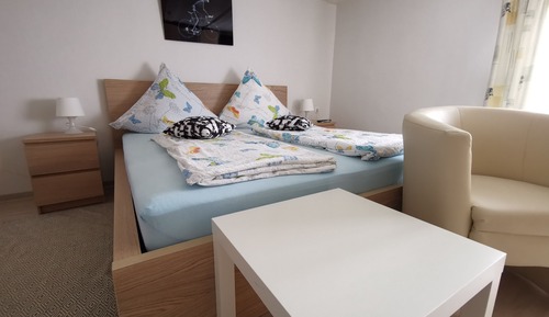 Apartment, Multiple Beds