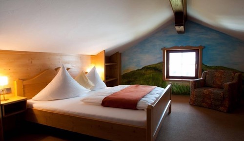 Condo, Mountain View (Stueberl)