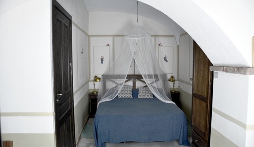 Traditional Studio Suite, 1 Queen Bed