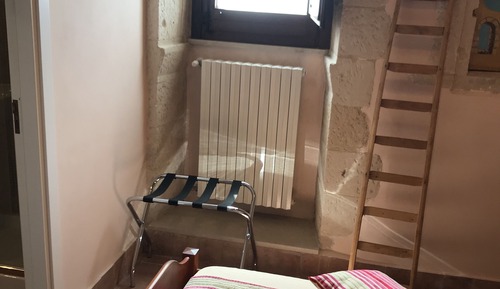 Basic Single Room, Sea View