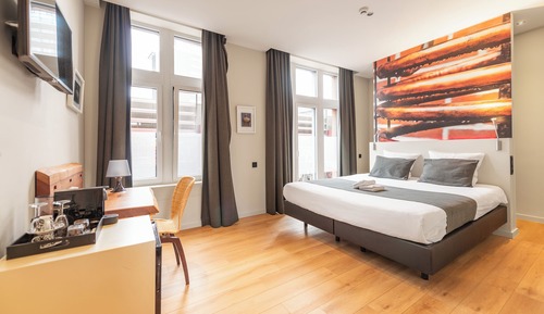 Deluxe Double Room, 1 King Bed, Balcony