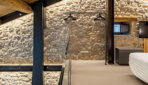 Signature Suite